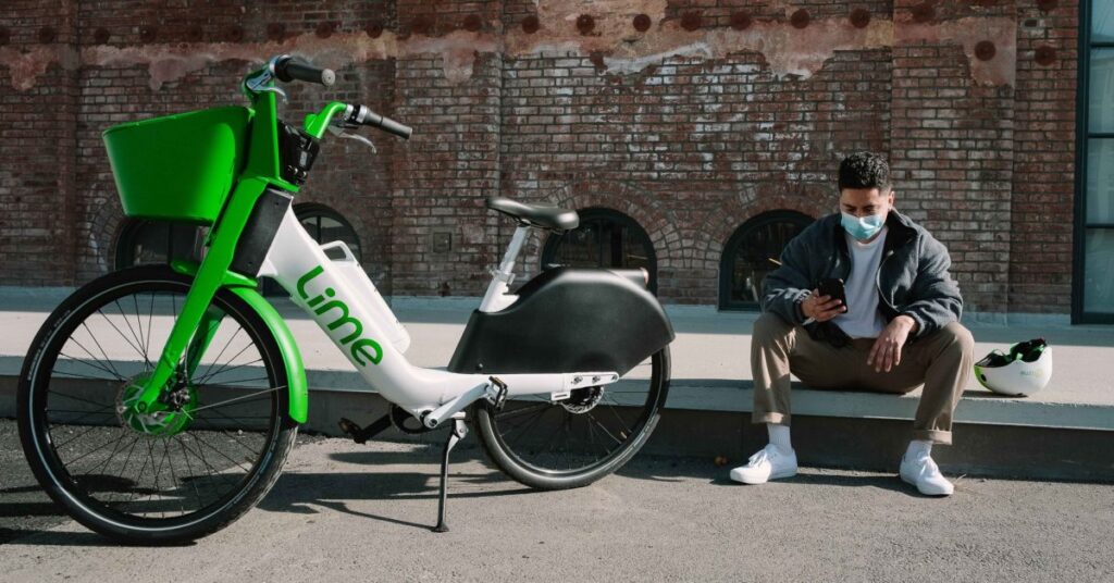 Lime rolls out new electric bikes with automatic shifting and higher