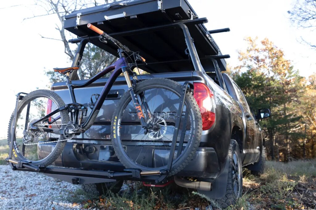 New Kuat 2" Hitch Adapter Turns the Piston SR Roof Rack into a 1bike